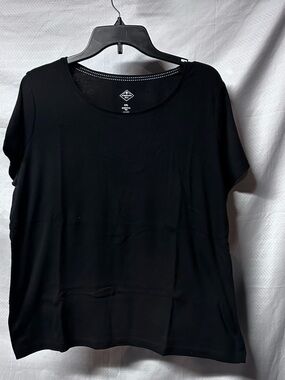 St. John's Bay Black V‑Neck Essential Tee XXL
